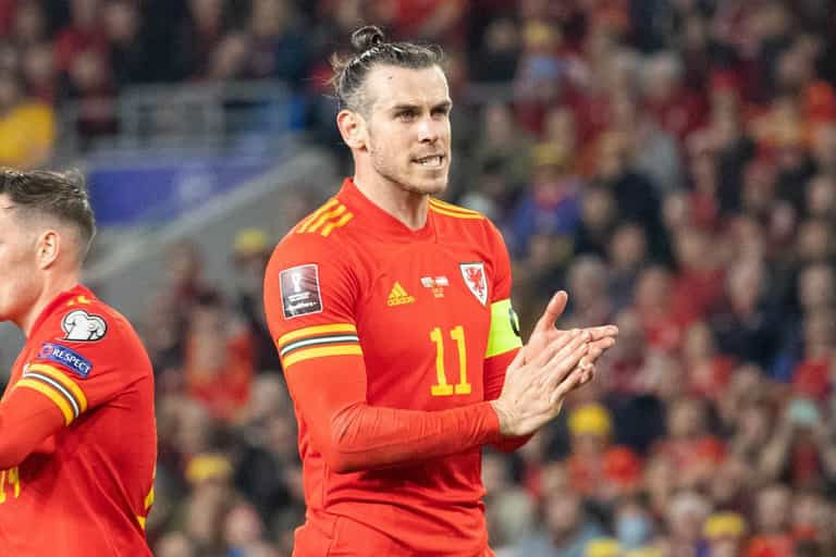 Gareth Bale slams Marca’s “slanderous” reporting in statement Gareth Bale slams Marca’s “slanderous” reporting in statement