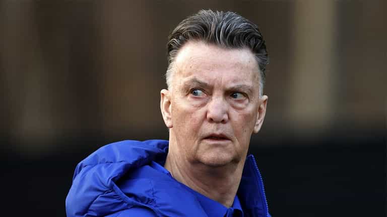 Louis van Gaal slams Fifa’s Qatar World Cup decision Louis van Gaal slams Fifa’s Qatar World Cup decision