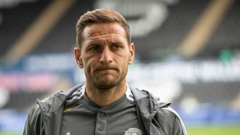 Man jailed for headbutting Sheffield United captain Billy Sharp Man jailed for headbutting Sheffield United captain Billy Sharp