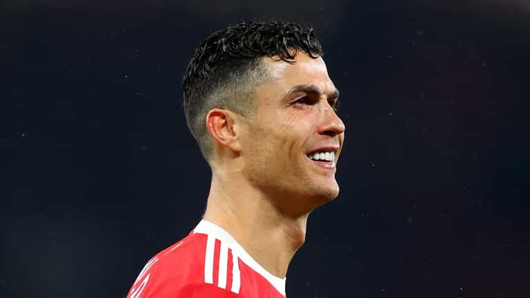 Man United send emphatic response to Cristiano Ronaldo after Chelsea transfer link Man United send emphatic response to Cristiano Ronaldo after Chelsea transfer link