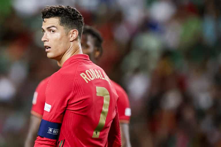 Cristiano Ronaldo made eye-watering offer to move to Saudi Arabia Cristiano Ronaldo made eye-watering offer to move to Saudi Arabia