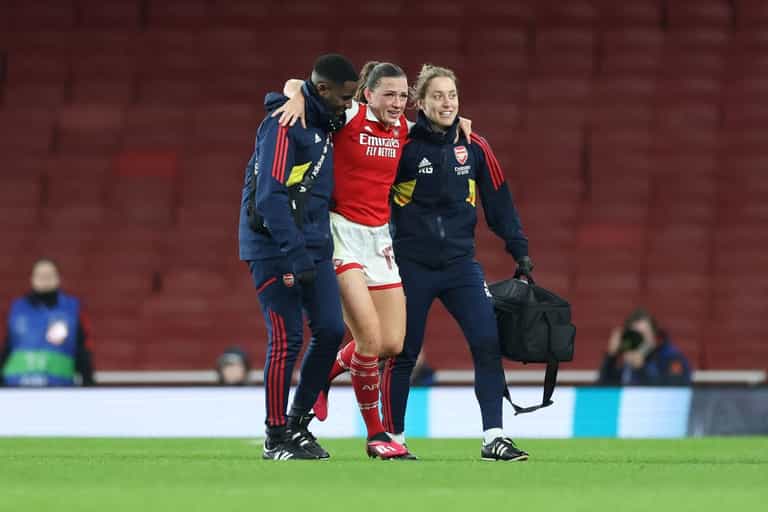 Ireland fans worried as Katie McCabe sparks World Cup injury concerns Ireland fans worried as Katie McCabe sparks World Cup injury concerns
