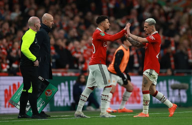 Jamie Carragher makes blunt point in Jaden Sancho and Antony comparison Jamie Carragher makes blunt point in Jaden Sancho and Antony comparison