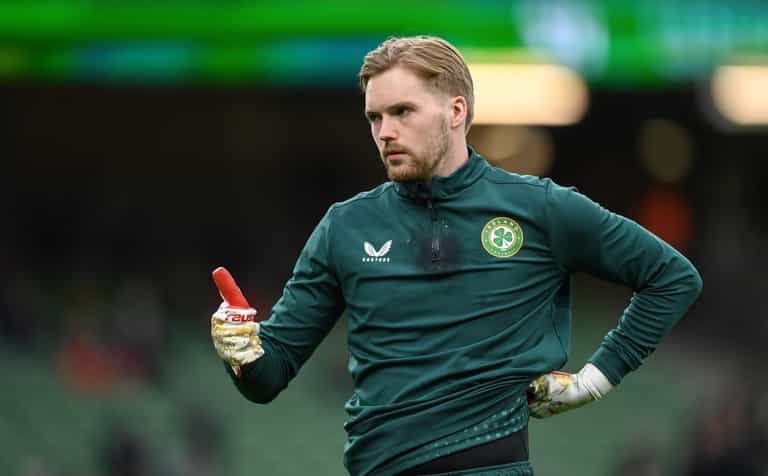 Shay Given gives his opinion on where Caoimhin Kelleher should go next Shay Given gives his opinion on where Caoimhin Kelleher should go next