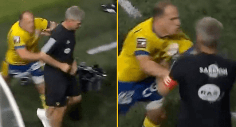 Ronan O’Gara somehow keeps the head as Argentine player goes for him in technical area Ronan O’Gara somehow keeps the head as Argentine player goes for him in technical area
