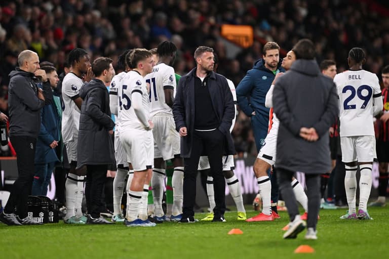 Premier League game abandoned as Luton captain Tom Lockyer suffers cardiac arrest during game Premier League game abandoned as Luton captain Tom Lockyer suffers cardiac arrest during game
