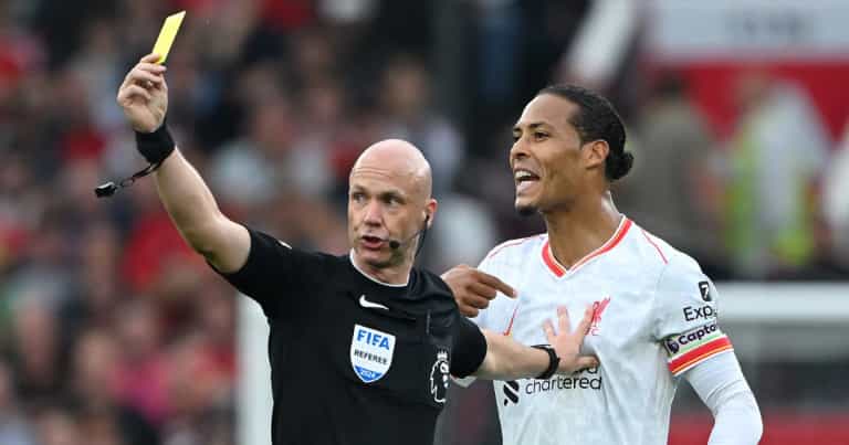Fans in fury as ‘huge VAR error’ in Man Utd v Liverpool ‘completely missed by officials’ Fans in fury as ‘huge VAR error’ in Man Utd v Liverpool ‘completely missed by officials’