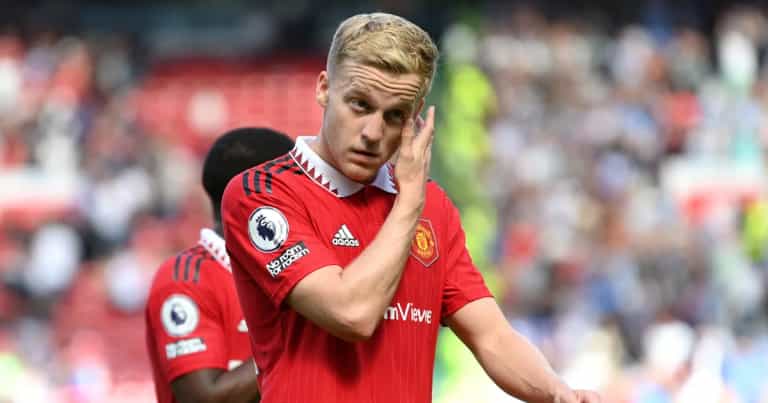 Donny van de Beek breaks silence on nightmare Man Utd spell Donny van de Beek breaks silence on nightmare Man Utd spell