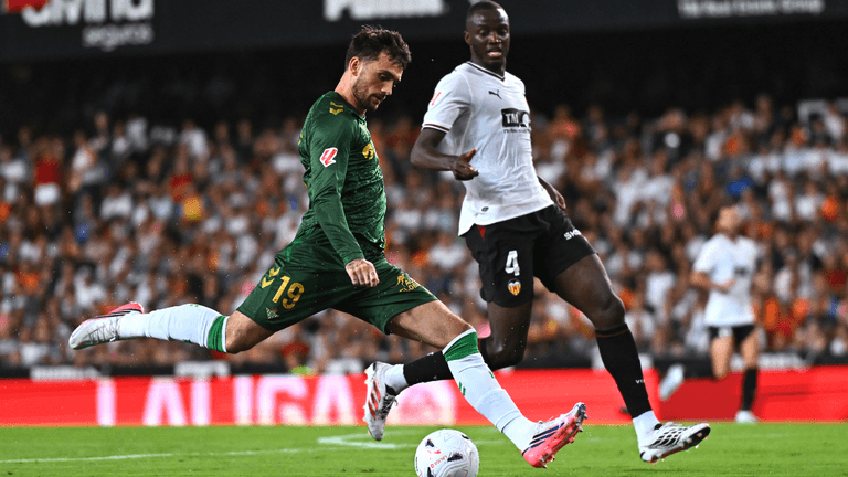 Troy Parrott highlights impress on Real Betis debut Troy Parrott highlights impress on Real Betis debut