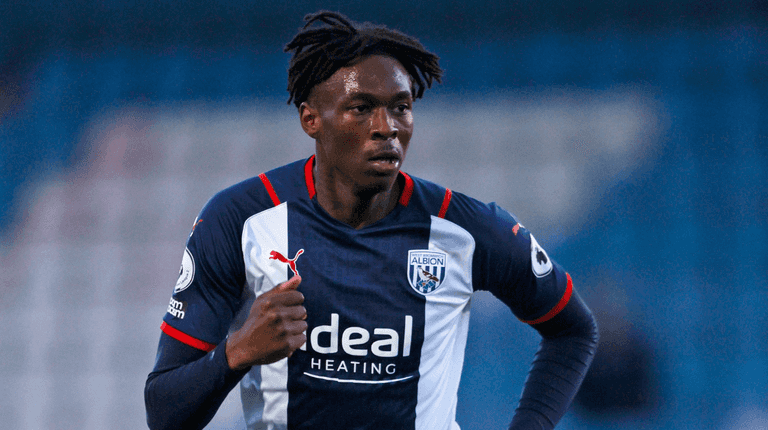Former West Brom player Quevin Castro has died aged 25 Former West Brom player Quevin Castro has died aged 25