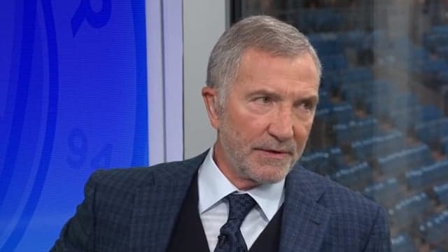 Graeme Souness claims Fernandinho is “easily the best central midfield player” in the Premier League Graeme Souness claims Fernandinho is “easily the best central midfield player” in the Premier League