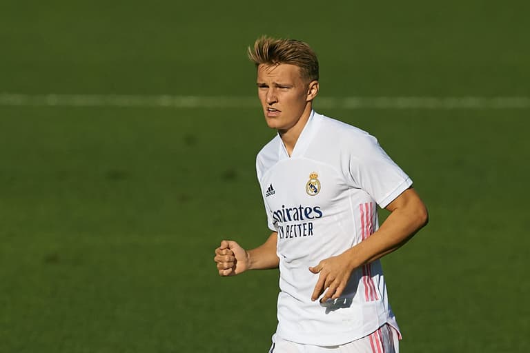 Martin Odegaard inches towards shock Arsenal loan move Martin Odegaard inches towards shock Arsenal loan move