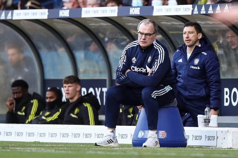 Leeds United sack Marcelo Bielsa after slide towards relegation places Leeds United sack Marcelo Bielsa after slide towards relegation places