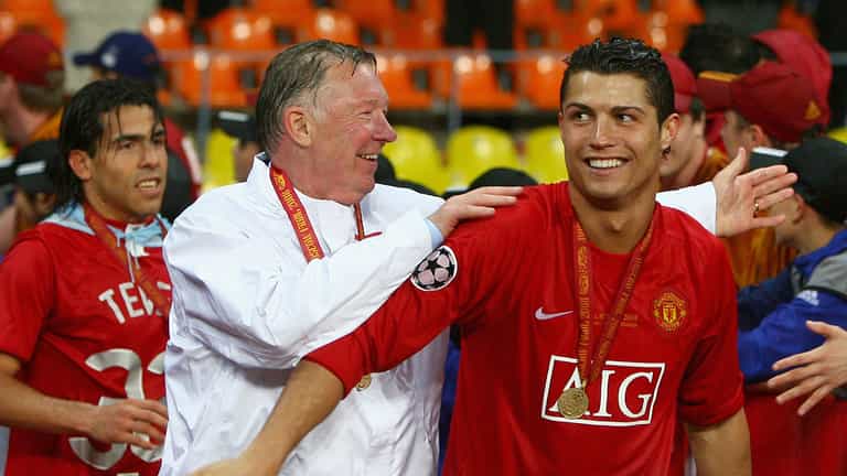 Alex Ferguson made secret agreement with Cristiano Ronaldo to delay Real Madrid move Alex Ferguson made secret agreement with Cristiano Ronaldo to delay Real Madrid move
