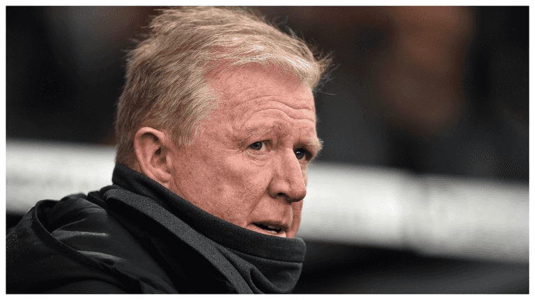 Steve McClaren issues warning to Man United players Steve McClaren issues warning to Man United players