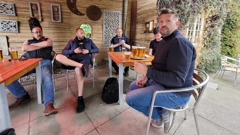 Richard Arnold: A behind the scenes look at how Man United fans’ unlikely meeting with the CEO happened Richard Arnold: A behind the scenes look at how Man United fans’ unlikely meeting with the CEO happened