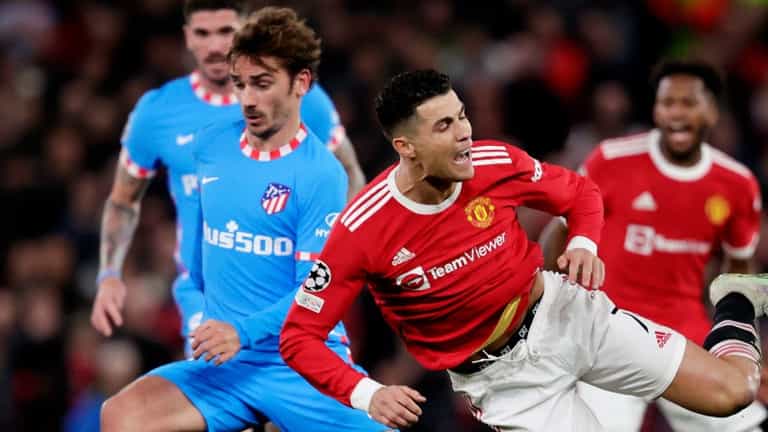 Cristiano Ronaldo switch to Atletico Madrid could rest with Antoine Griezmann Cristiano Ronaldo switch to Atletico Madrid could rest with Antoine Griezmann