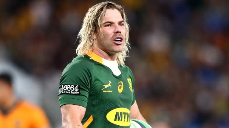 Faf de Klerk knocked out after horror collision with knee of All Blacks winger Caleb Clarke Faf de Klerk knocked out after horror collision with knee of All Blacks winger Caleb Clarke