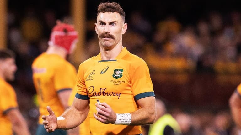 “You’re alive!!” – Nic White praised for miraculous recovery after South African fans spot him at airport “You’re alive!!” – Nic White praised for miraculous recovery after South African fans spot him at airport