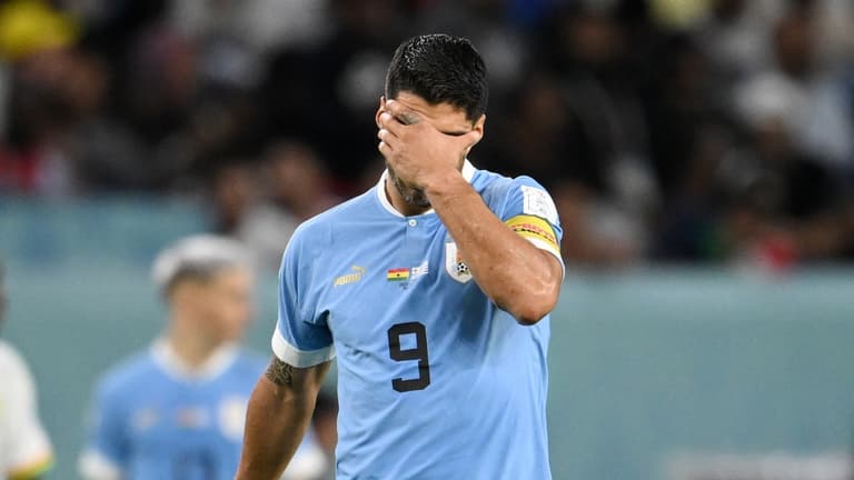 Patrice Evra ‘likes’ photo of Luis Suarez in tears after World Cup exit Patrice Evra ‘likes’ photo of Luis Suarez in tears after World Cup exit