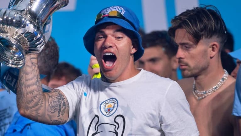 “He blew it all out!”- Ederson lifts the lid on Man City’s treble celebrations “He blew it all out!”- Ederson lifts the lid on Man City’s treble celebrations