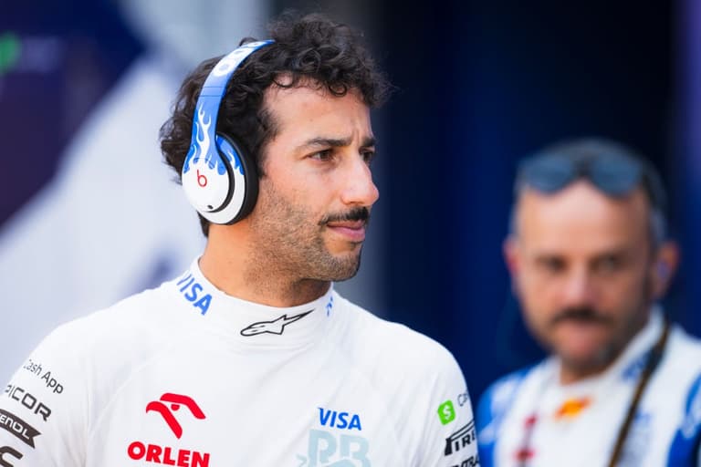 Daniel Ricciardo’s Red Bull future to be decided in matter of days Daniel Ricciardo’s Red Bull future to be decided in matter of days