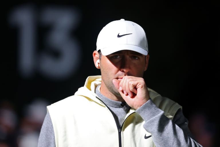 Scottie Scheffler forced to undergo surgery after freak Christmas dinner injury Scottie Scheffler forced to undergo surgery after freak Christmas dinner injury
