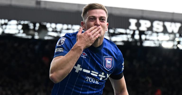 Premier League club to directly rival Man United for Liam Delap Premier League club to directly rival Man United for Liam Delap