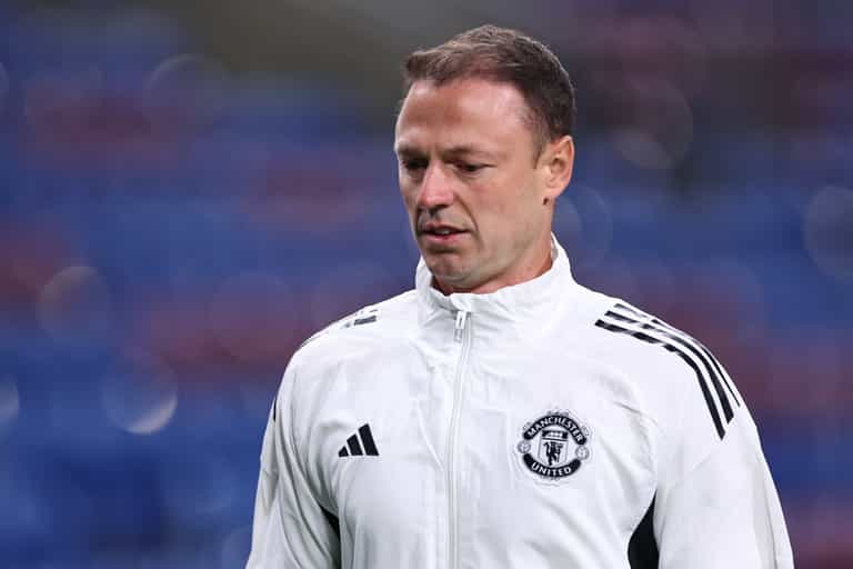 Roy Keane lays into Jonny Evans for ‘strange’ job appointment Roy Keane lays into Jonny Evans for ‘strange’ job appointment