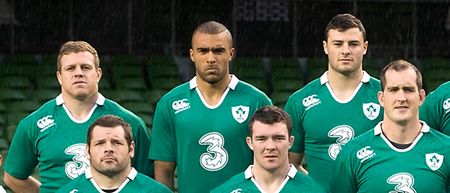 Simon Zebo pities the fool that makes him pose for team photos in the rain