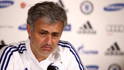 Mourinho takes aim at Jamie Redknapp over Costa “campaign”