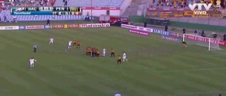 VIDEO: With this stunning 30-yard freekick, 38-year-old Alvaro Recoba proved he’s still got it