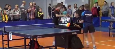 VIDEO: Refereeing a table-tennis match is more dangerous than it might seem