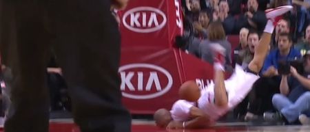 Video: NBA player scarily hops his head off the floor following a foul on dunk attempt