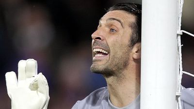 Gianluigi Buffon trolls Alex Ferguson for letting Paul Pogba leave Old Trafford