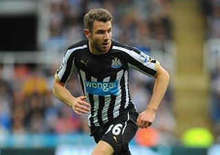 VINE: Newcastle United’s Paul Dummett scores hilarious own goal