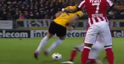 Vine: One of the fastest and worst red card decisions of all time has just taken place