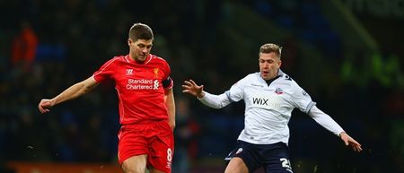 PIC: Steven Gerrard finally gets to show off his 700th game boots