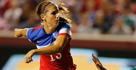 Vine: USA’s Alex Morgan pulls of a sensational backwards nutmeg against France