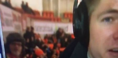 Vine: Blackpool fan pulls off phenomenal videobomb on Sky Sports News