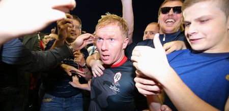 Paul Scholes disappoints everyone by retracting his Robbie Savage ‘k******d’ comment