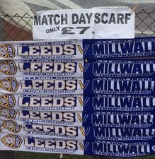 Pic: This may be the worst half and half scarf ever inflicted on humanity