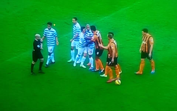 Vine: Joey Barton red carded for sneaky low-blow attempt