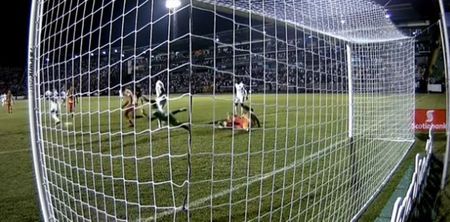 Video: Costa Rican goalkeeper pulls off seriously impressive double-save