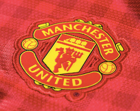 PIC: Manchester United fans react badly to club using wrong nickname on its Twitter account