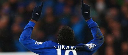 VINE: A pair of absolute screamers have flown in in the first half of Dynamo Kiev v Everton