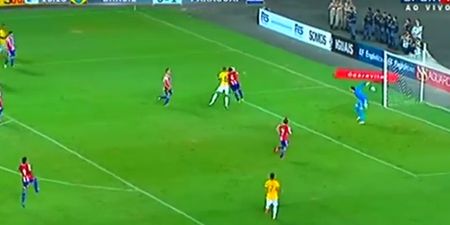 VIDEO: Brazilian footballer Anderson Talisca  gets knocked-out while scoring fine header