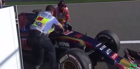 Video: Hapless Chinese Grand Prix marshalls make a complete balls of removing car from track