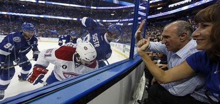 Ice hockey fan pounced upon by Florida cops after bringing gun to a game