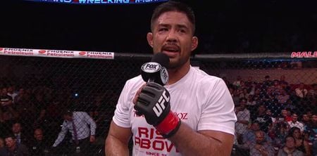 Video: Mark Munoz bows out of UFC career perfectly with emotional retirement speech